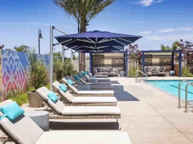 Apartment for rent in Carson, California