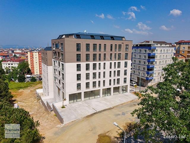 Tuzla, İstanbul içerisinde satılık Dükkan