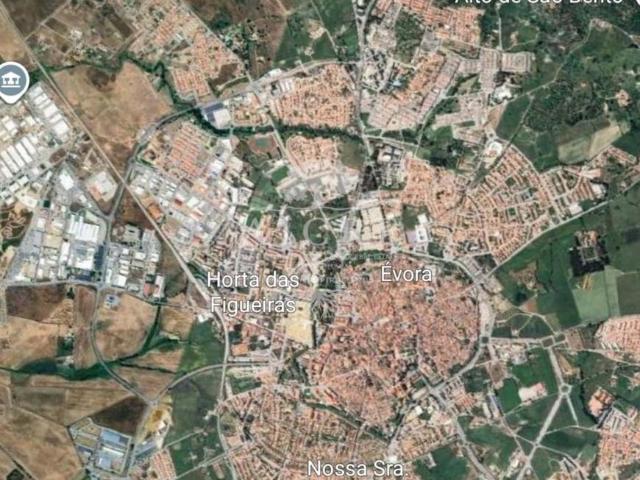 Terreno venda em Évora