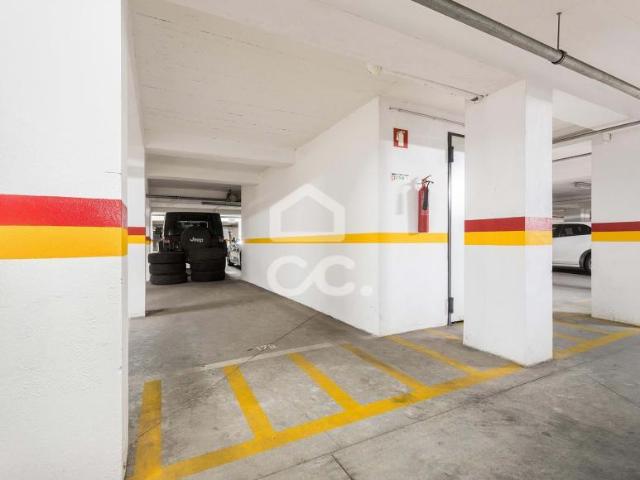 Garagem venda em Évora