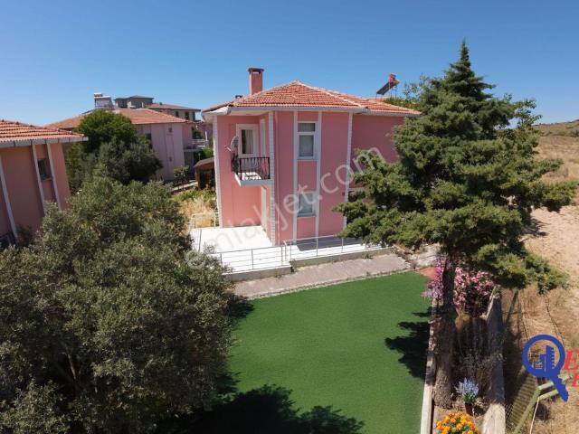 Ayvalik, Balikesir içerisinde satılık Villa