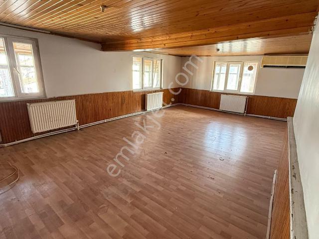 Yeşilova Mahallesi, Küçükçekmece içerisinde kiralık mülk