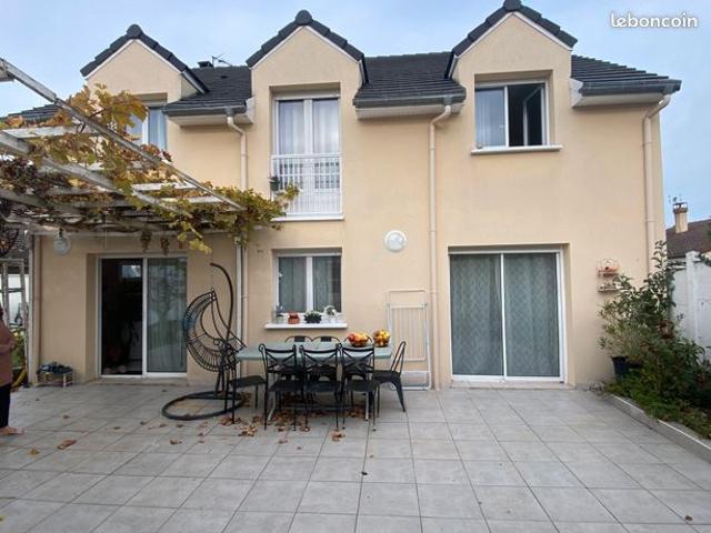 Maison vente à Évreux, Eure