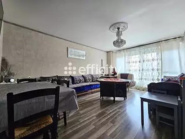 Appartement vente à Évry, Petit-bourg