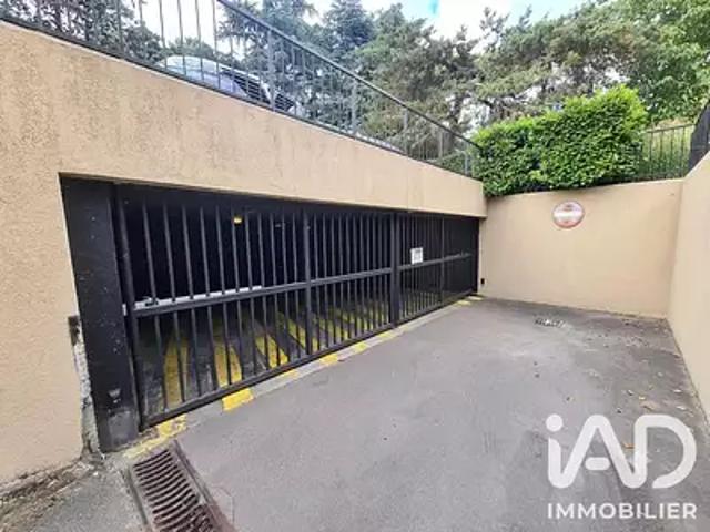 Garage vente à Évry-Centre, Évry-Courcouronnes