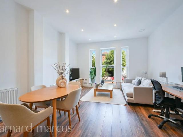 Apartment for rent in Surbiton, Greater London