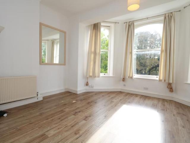 Apartment for rent in Surbiton, Greater London