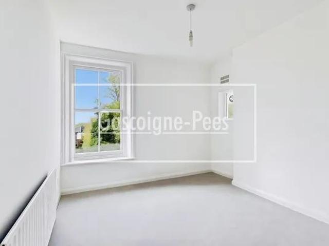Apartment for rent in Surbiton, Greater London