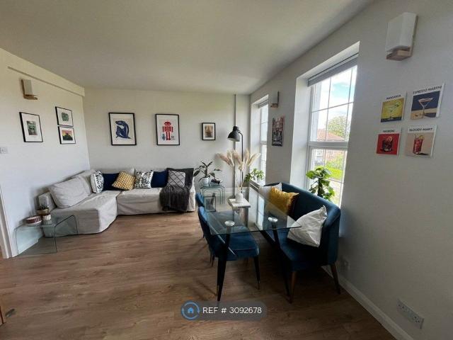 Apartment for rent in Royal Borough of Kingston upon Thames, Greater London