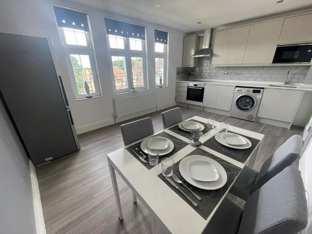 Apartment for rent in Royal Borough of Kingston upon Thames, Greater London