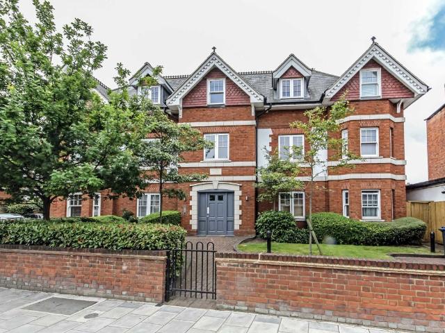 Apartment for rent in Royal Borough of Kingston upon Thames, Greater London