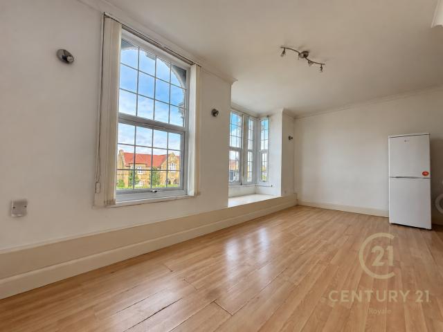 Apartment for rent in Royal Borough of Kingston upon Thames, Greater London