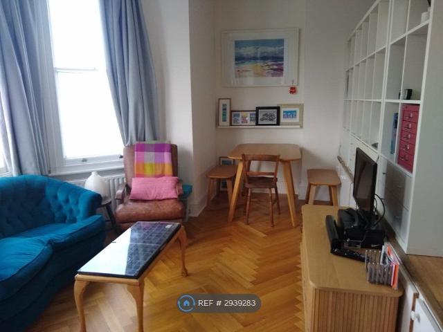 Studio for rent in Surbiton, Greater London