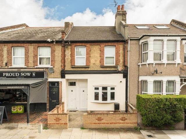 Apartment for rent in London Borough of Lewisham, Brockley