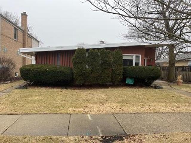 House for sale in Skokie, Illinois