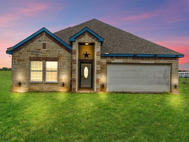 House for sale in Ellis, Texas