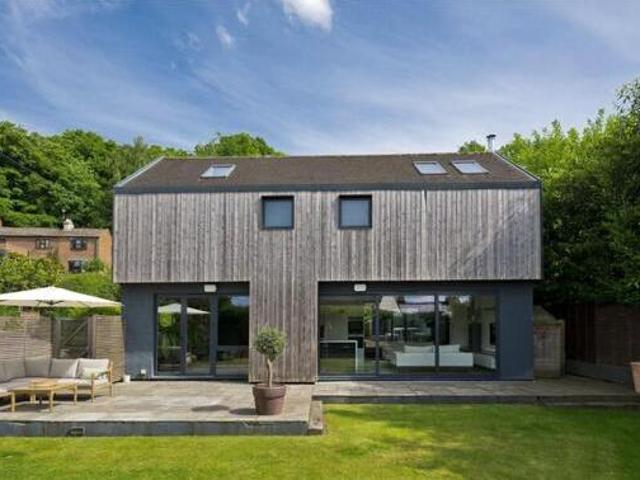 House for sale in Fole, Surrey