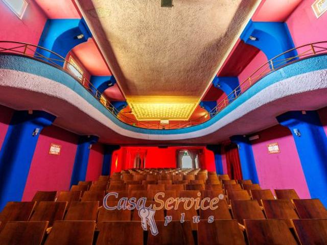 Locale Commerciale in vendita a Presicce, Puglia