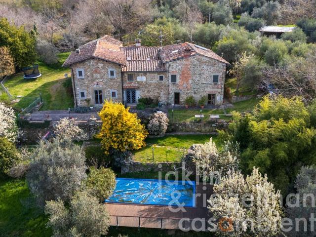 Casa in vendita a Unione di Comuni Valdarno e Valdisieve, Reggello