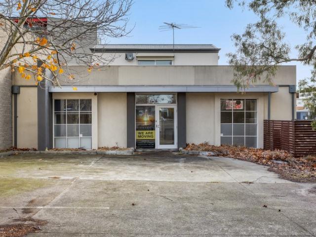 Office for rent in Essendon