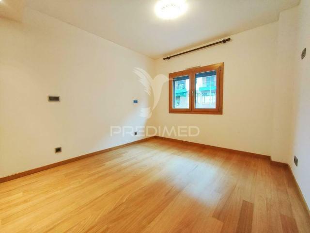 Apartamento alugar em Bairro Olaio, Odivelas