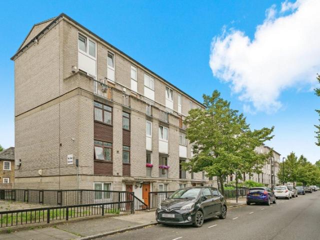 Apartment for rent in Isle Of Dogs, Isle Of Man