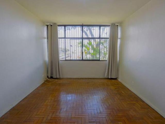 Apartamento venda em Região Geográfica Imediata do Distrito Federal, Região Integrada de Desenvolvimento do Distrito Federal e Entorno