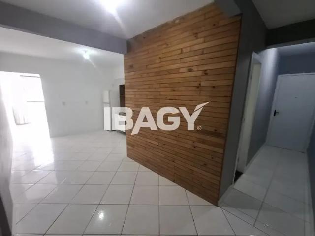 Apartamento aluguel em Capoeiras, Florianópolis