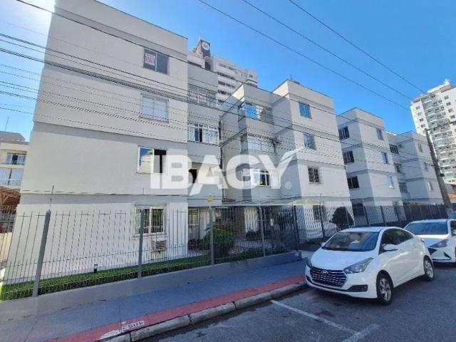 Apartamento aluguel em Kobrasol, São José