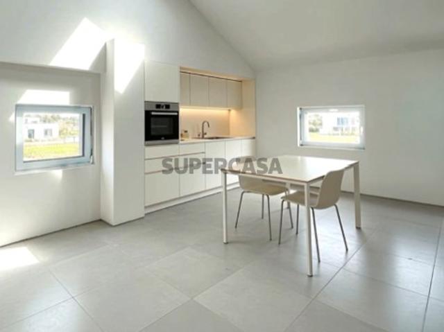 Casa venda em Pederneira, Leiria