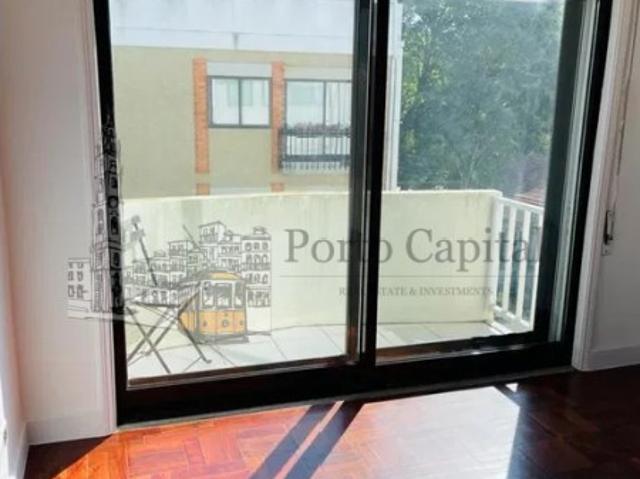 Apartamento alugar em Porto, Lordelo Do Ouro