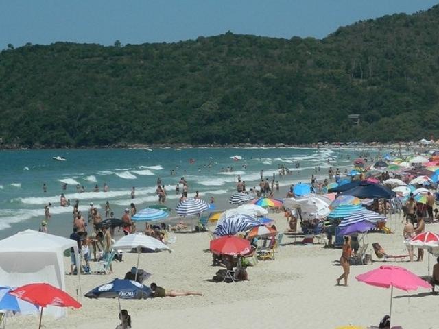 Apartamento aluguel em Região Geográfica Imediata de Florianópolis, Governador Celso Ramos