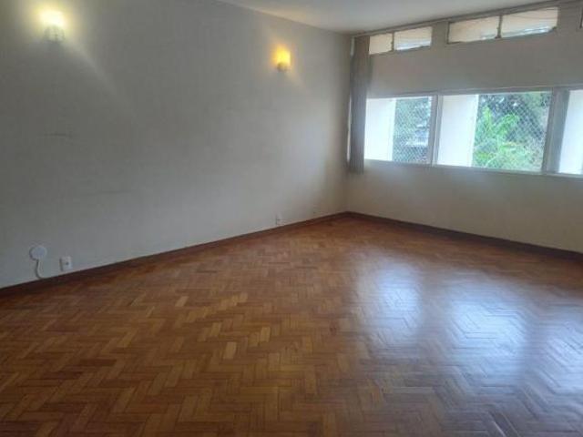 Apartamento venda em Região Geográfica Imediata do Distrito Federal, Região Integrada de Desenvolvimento do Distrito Federal e Entorno