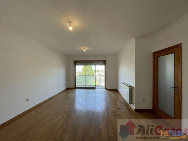 Apartamento venda em Santa Maria Da Feira, Aveiro