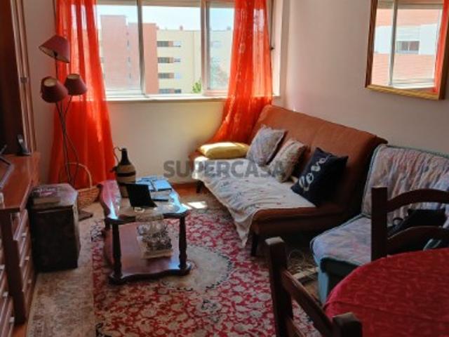 Casa venda em Alcaniça, Almada
