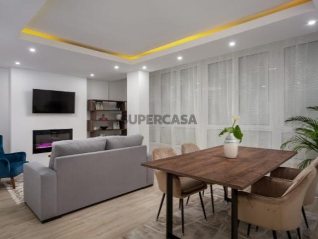 Casa venda em Cova da Piedade, Almada