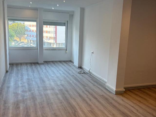 Apartamento alugar em Póvoa De Santa Iria, Lisboa