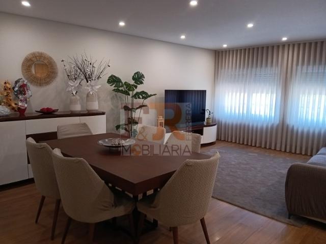Apartamento venda em Vialonga, Lisboa