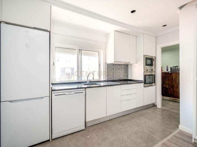 Apartamento venda em Amadora, Lisboa