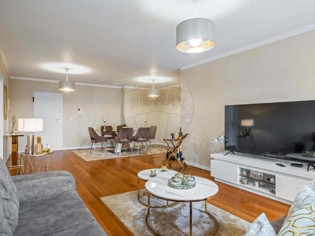 Apartamento venda em Zona Velha, Funchal