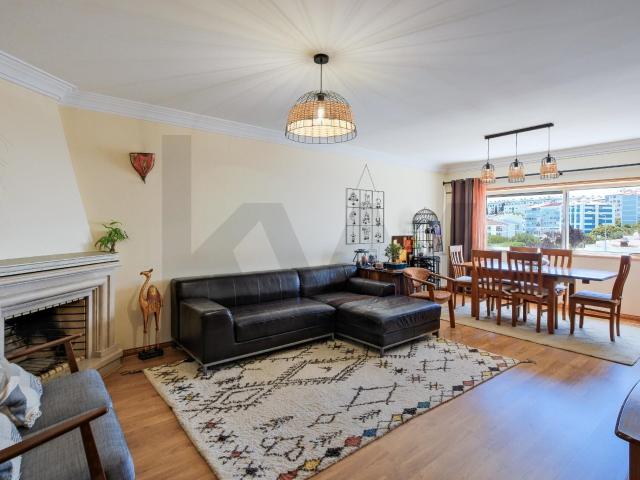 Apartamento venda em Carcavelos, Cascais