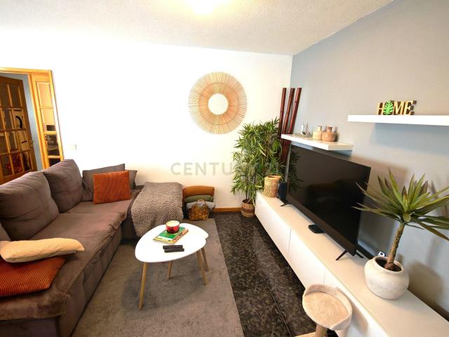 Apartamento venda em Torres da Bela Vista, Santiago Dos Velhos
