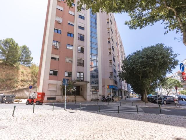 Apartamento venda em Núcleo Urbano Histórico de Algés, Oeiras