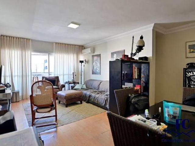 Apartamento venda em Região Geográfica Imediata do Distrito Federal, Região Integrada de Desenvolvimento do Distrito Federal e Entorno
