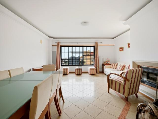 Apartamento alugar em Visconde da Luz, Cascais