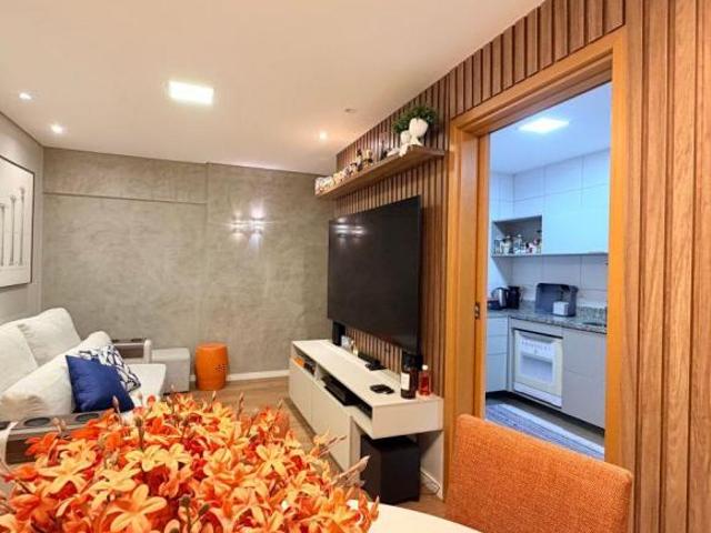 Apartamento venda em Região Geográfica Imediata do Distrito Federal, Região Integrada de Desenvolvimento do Distrito Federal e Entorno