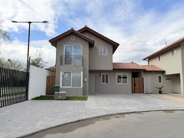 Casa en arriendo en Lampa, Chicauma