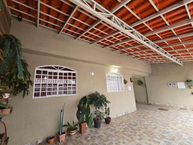 Casa venda em Região Geográfica Imediata do Distrito Federal, Região Integrada de Desenvolvimento do Distrito Federal e Entorno