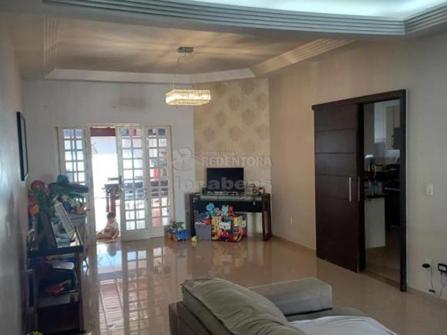 Casa venda em Região Imediata de São José do Rio Preto, Região Metropolitana de São José do Rio Preto