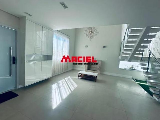 Casa venda em Região Imediata de São José dos Campos, Região Metropolitana do Vale do Paraíba e Litoral Norte